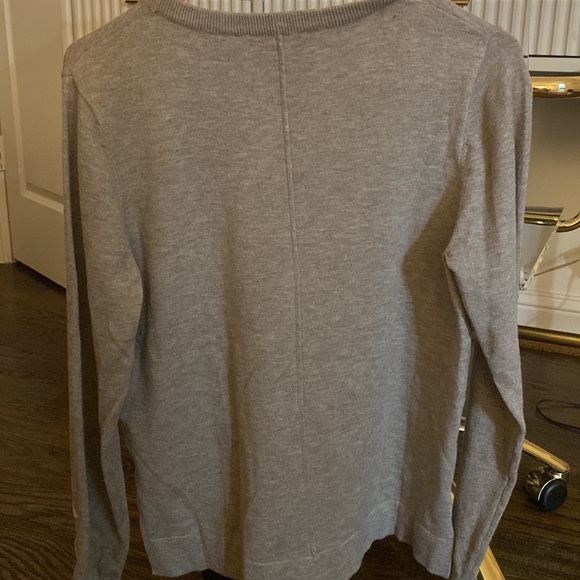 THML Sweaters - Picture 4 of 4